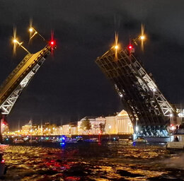 БЛИСТАТЕЛЬНЫЙ ПЕТЕРБУРГ